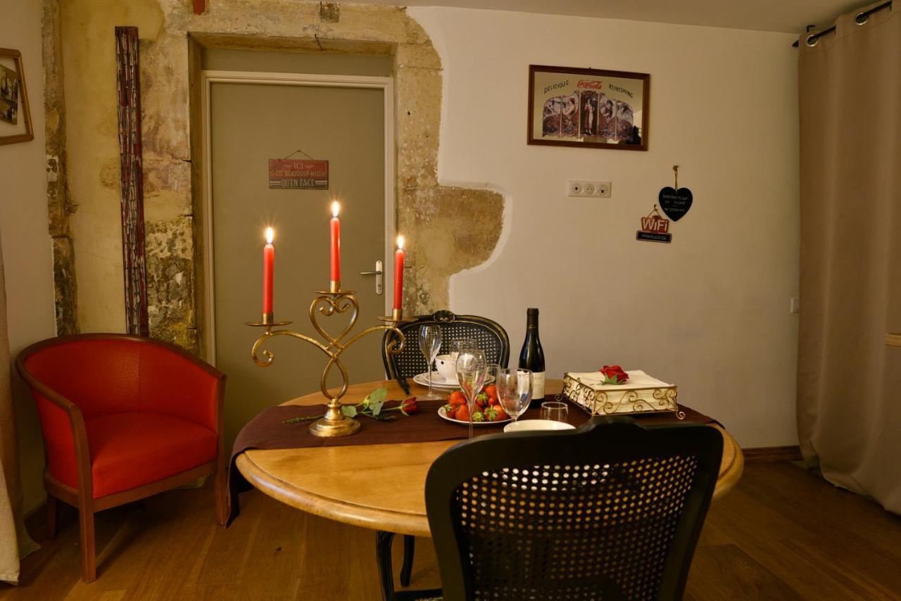 Appartement La Duchesse - Loveroom Moonlove Place Stanislas Nancy